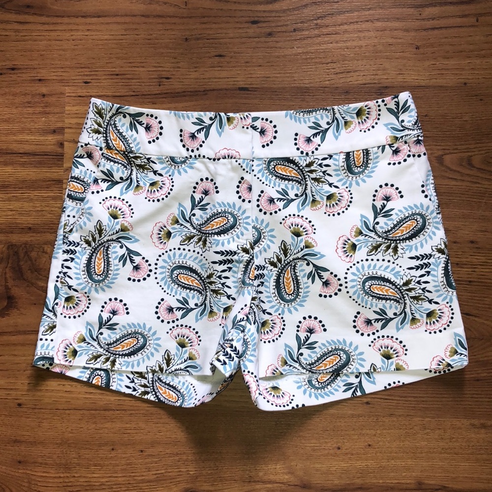 Like new LOFT shorts with paisley design Size 2